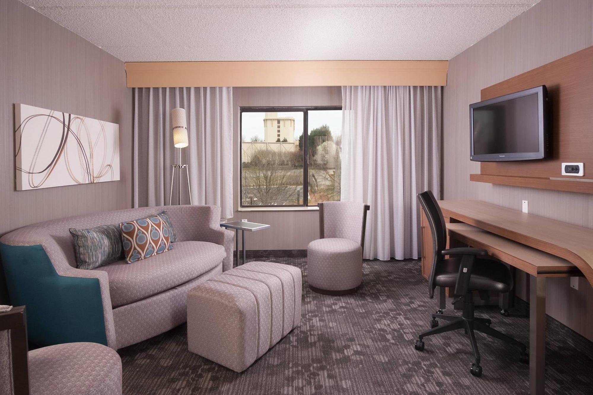 Courtyard Greenville-Spartanburg Airport Εξωτερικό φωτογραφία